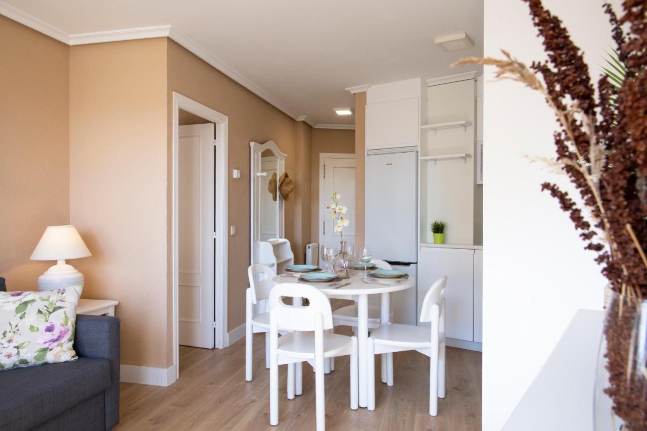 סואנסס Apartamentos Acacio מראה חיצוני תמונה